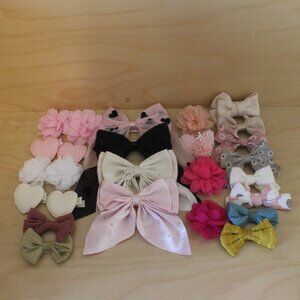 Lot of Little Girls Bows/Hair Accessories